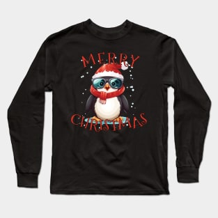 Cute litte christmas penguin with glasses and scarf Long Sleeve T-Shirt